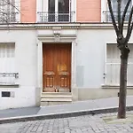Beautiful Renovated Apartment In Paris